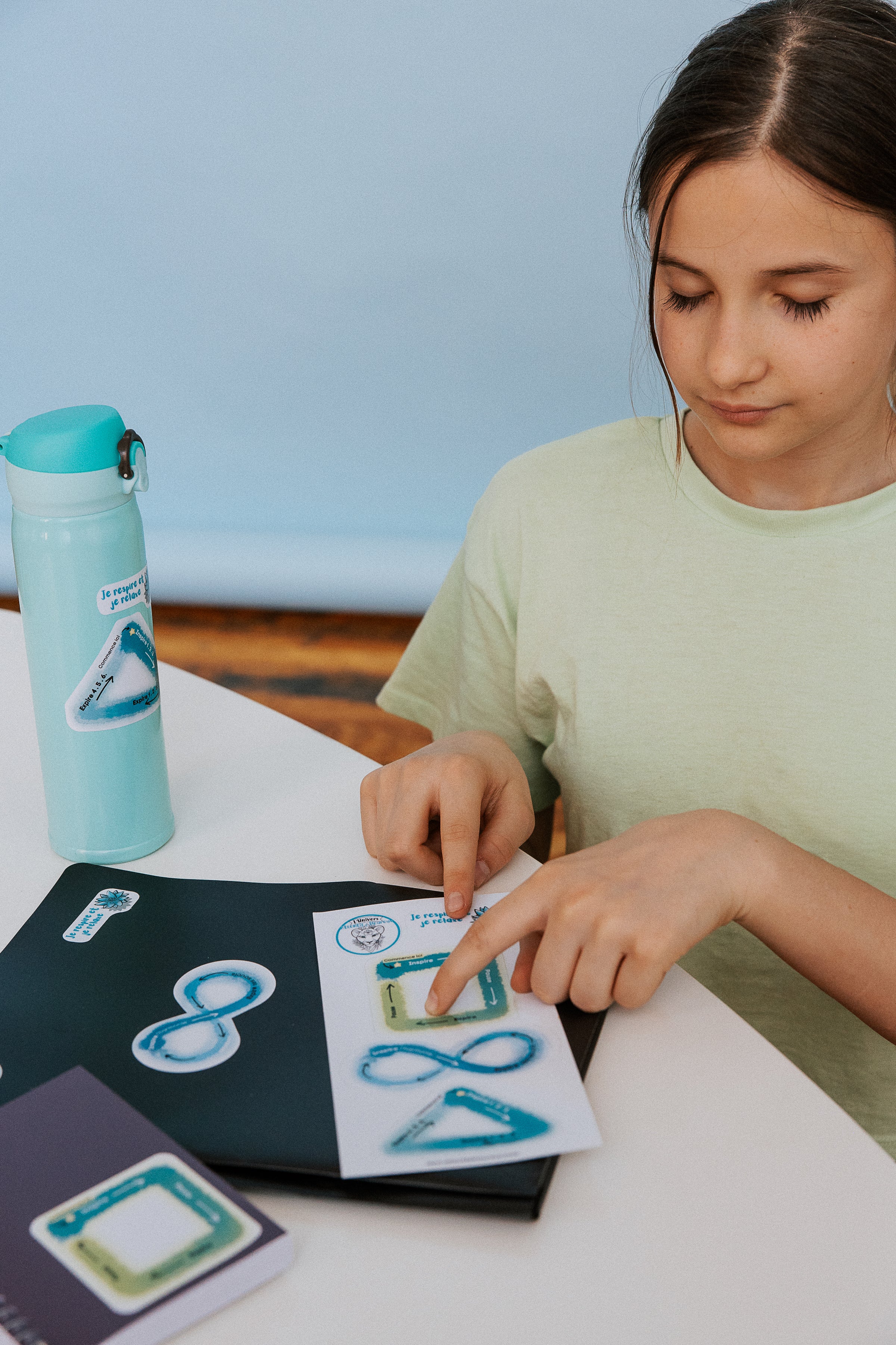 Duo Respiration Lotus & Autocollants éducatifs – Deux feuillets pour s’apaiser et soutenir